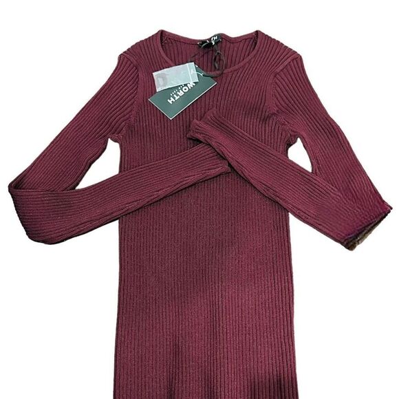 WORTH Carnelian Ribbed Jewel Neck Pulliver Burgundy Maroon Wine Red Long Sleeve - Picture 1 of 7